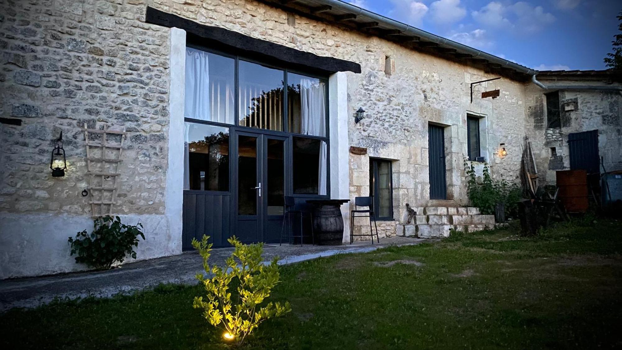 Metairie Des Gacheries Champagne-et-Fontaine Exterior photo